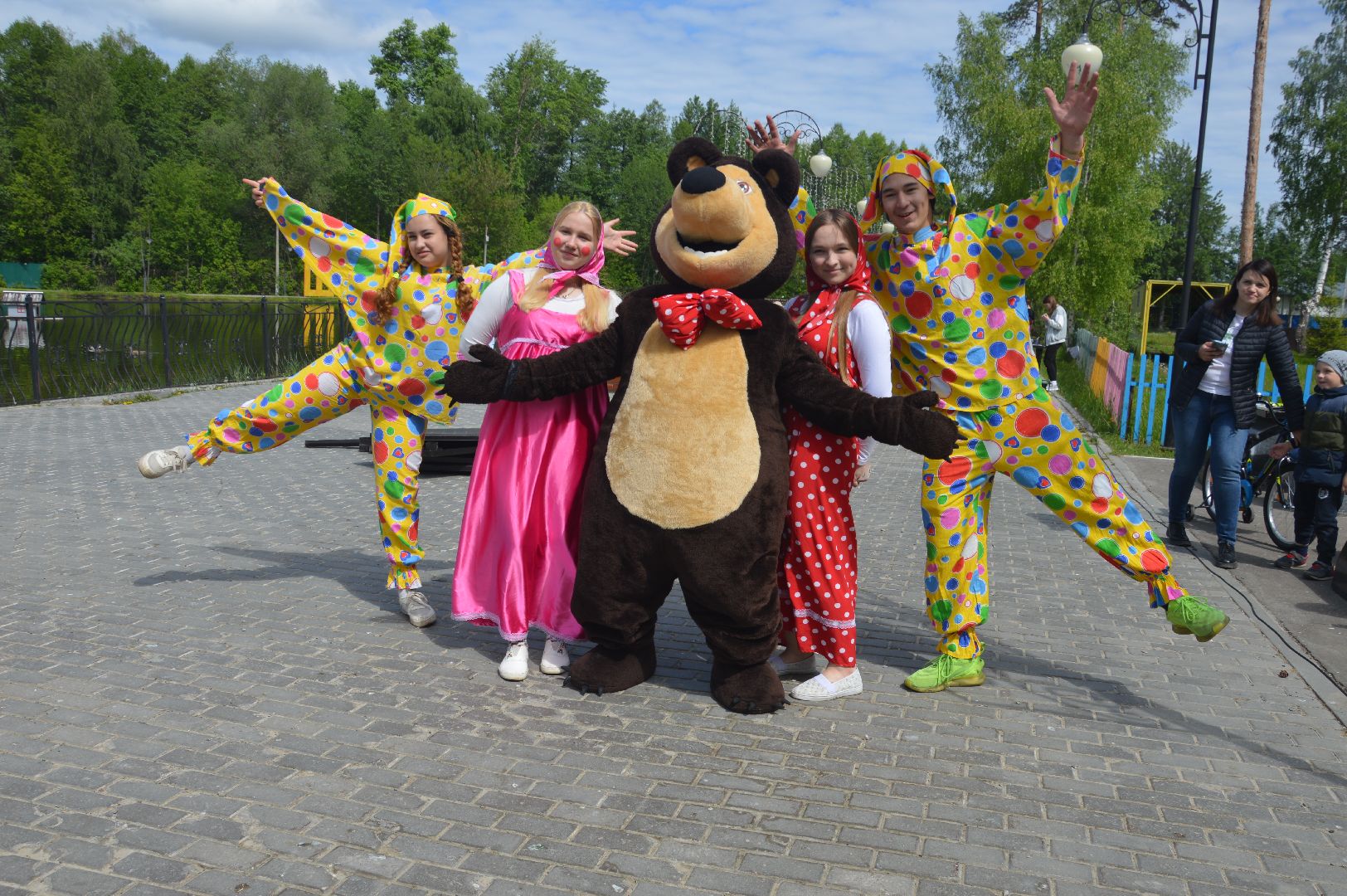 гуляния в парке, Шатура