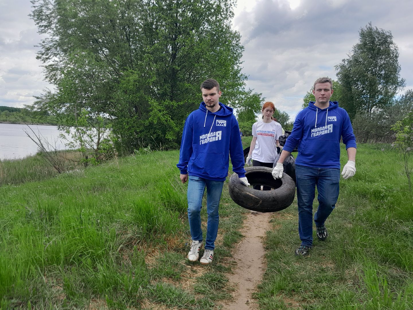 Молодая гвардия, День Волги, Дубна