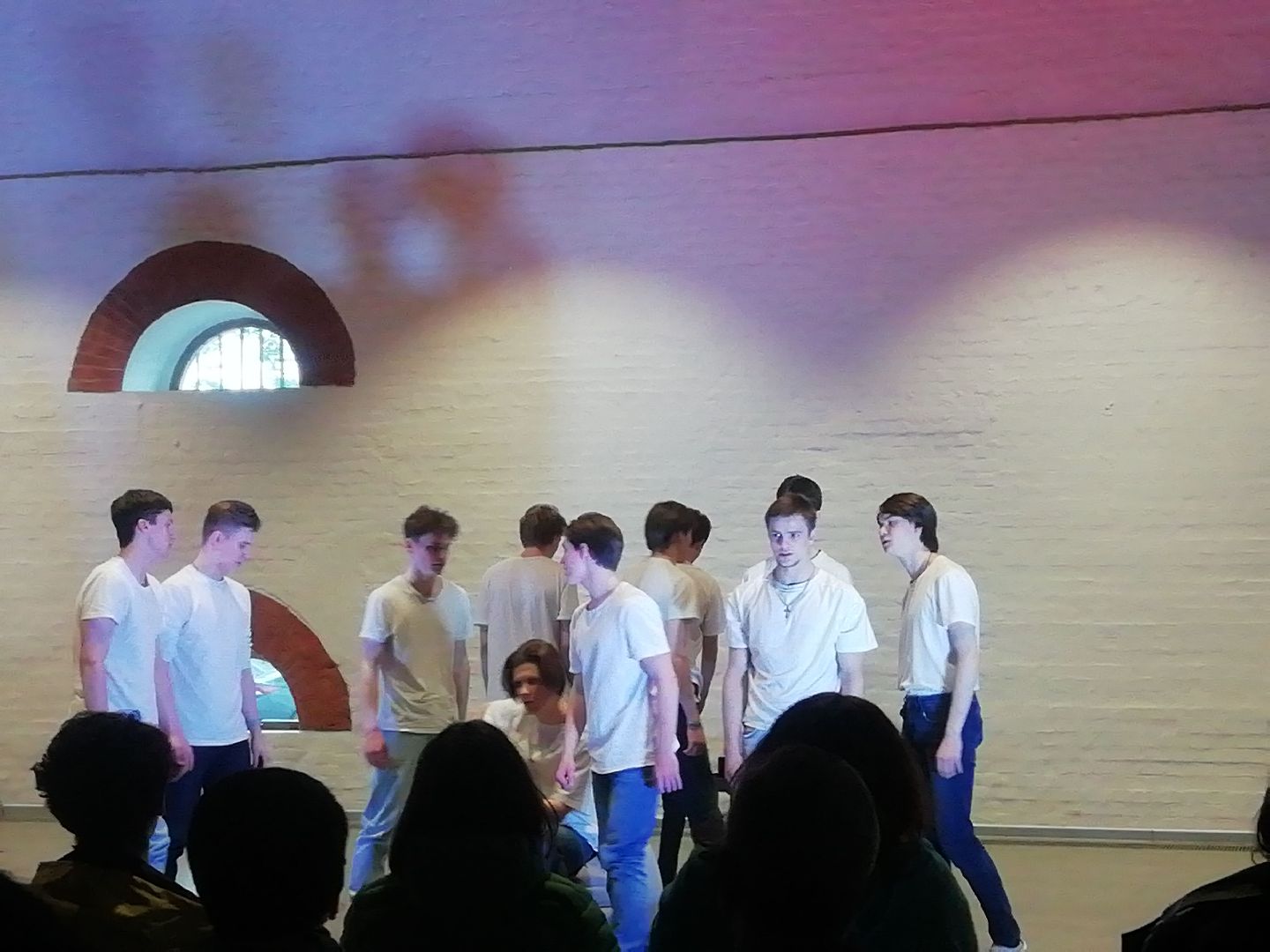 Звенигород, Звенигородский Манеж, Ночь музеев, спектакль о Маяковском, театральный колледж имени Леонида Филатова