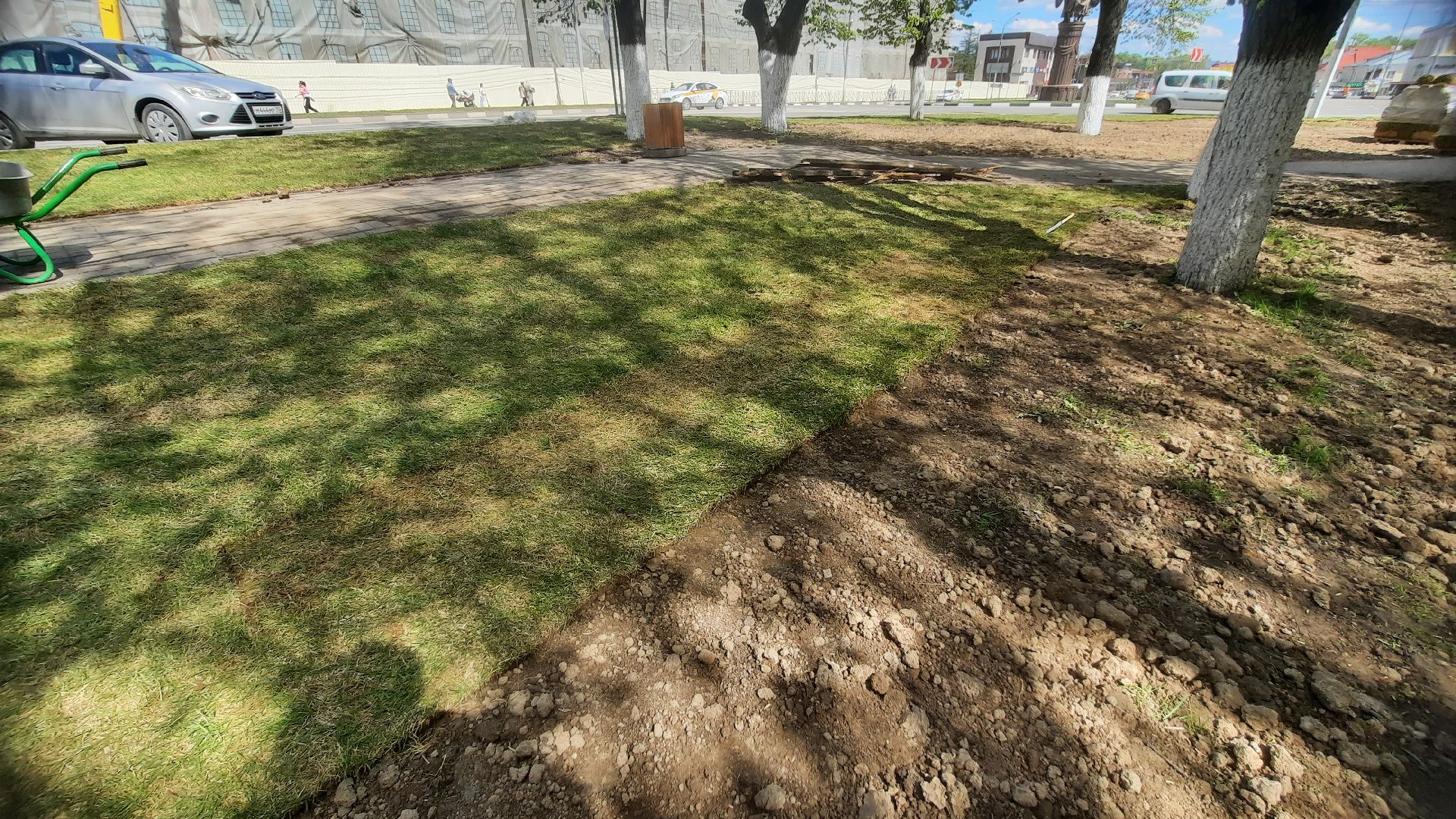 Перемены, Наро-Фоминск, рулонный газон, красота города, благоустройство в Подмосковье й