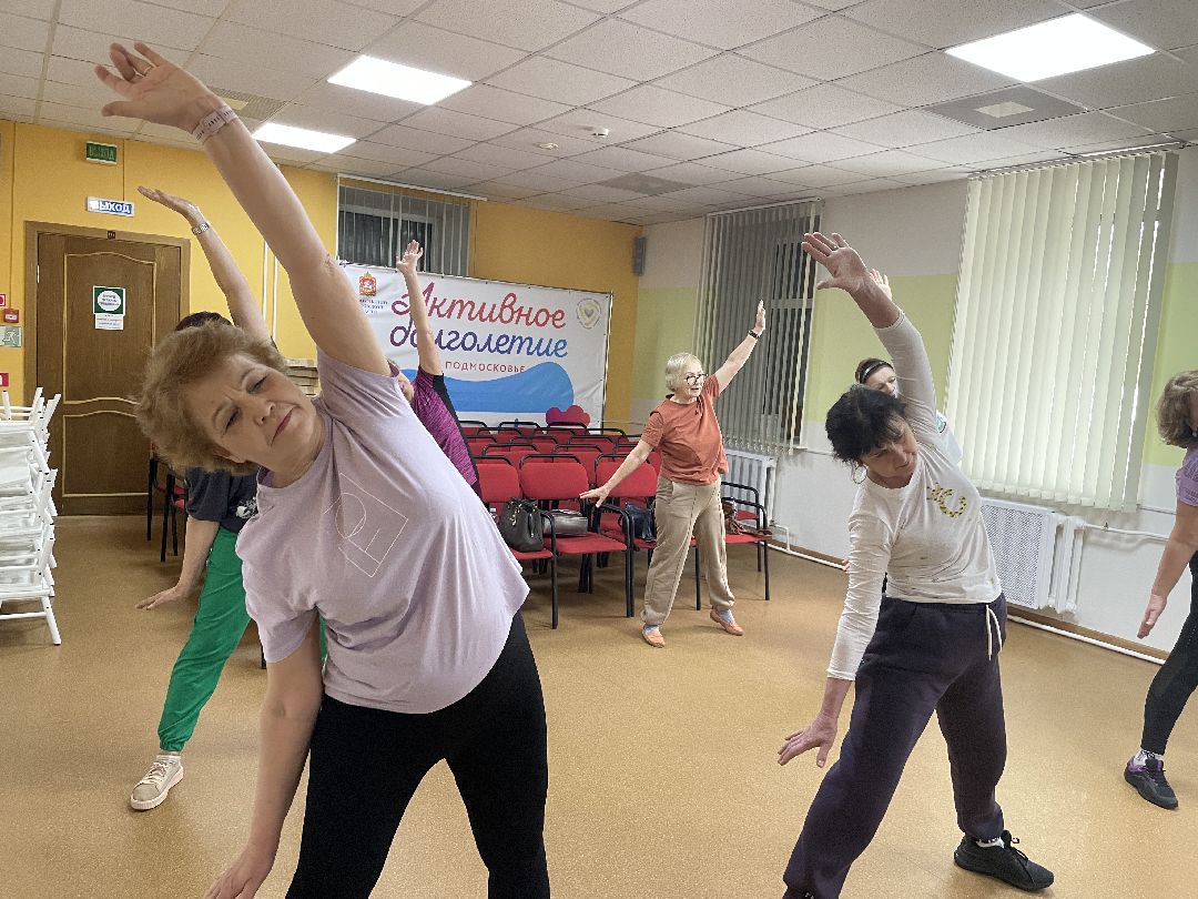 Клин, общество