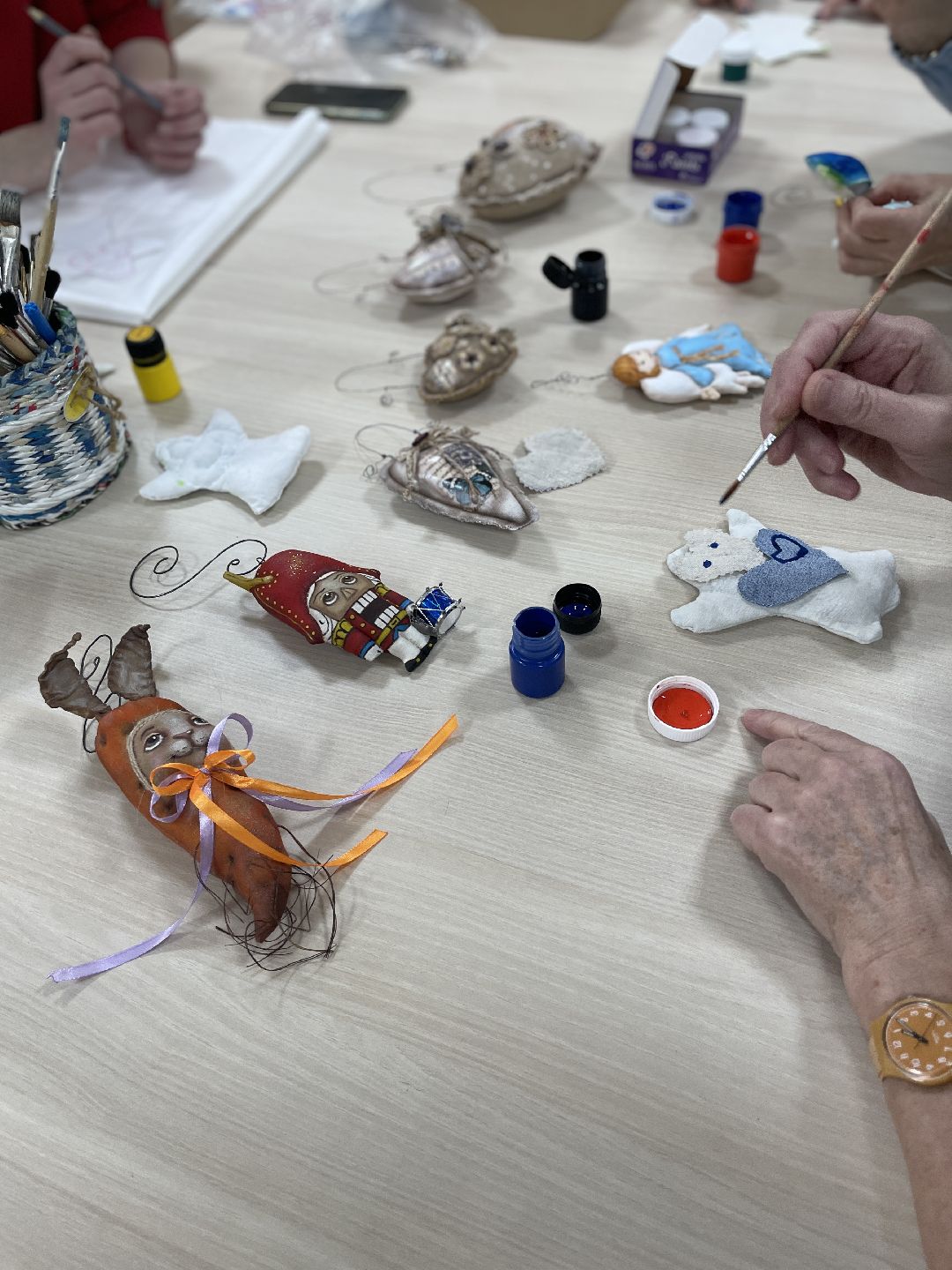 Клин, общество