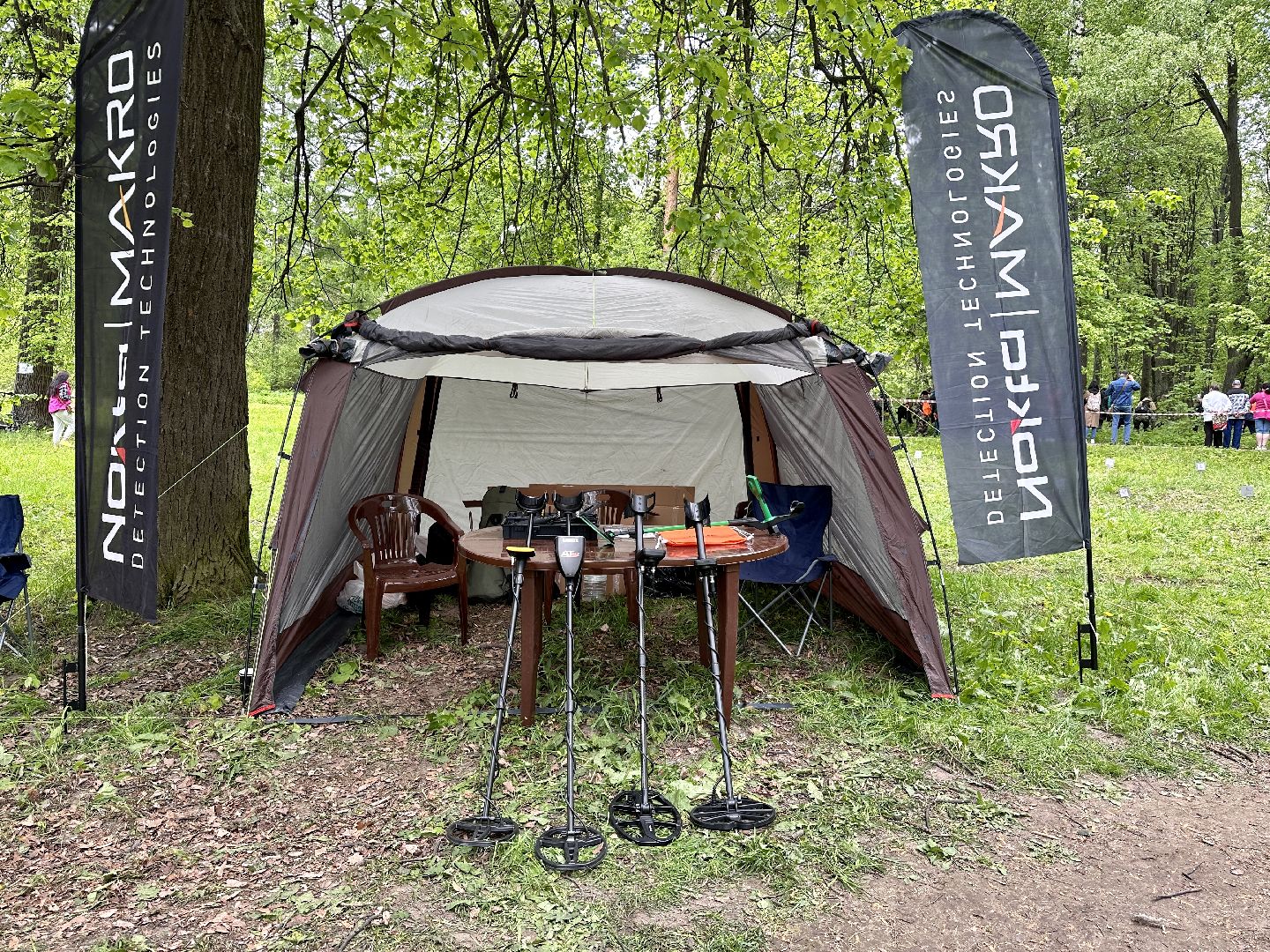 Клин, приборный поиск, люди, фестиваль