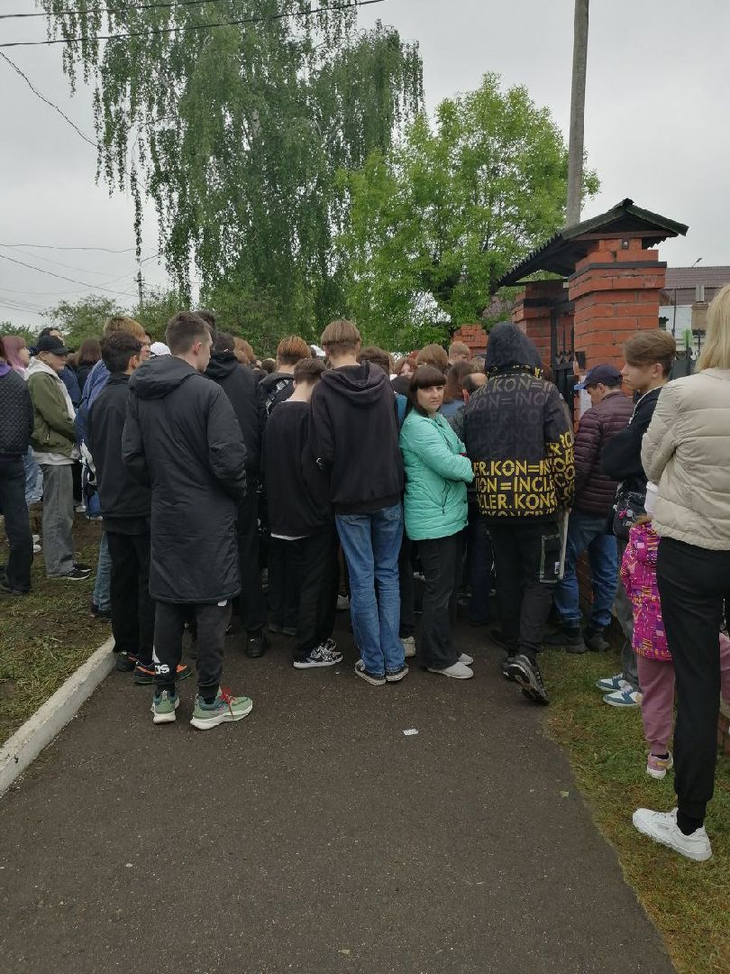 молодежь, серпухов, работа, деньги, благоустройство, монастырь, школьники, студенты,