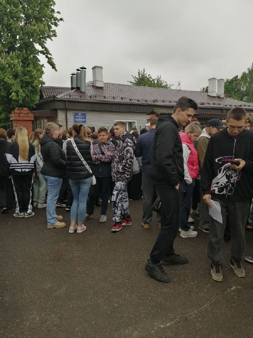 молодежь, серпухов, работа, деньги, благоустройство, монастырь, школьники, студенты,