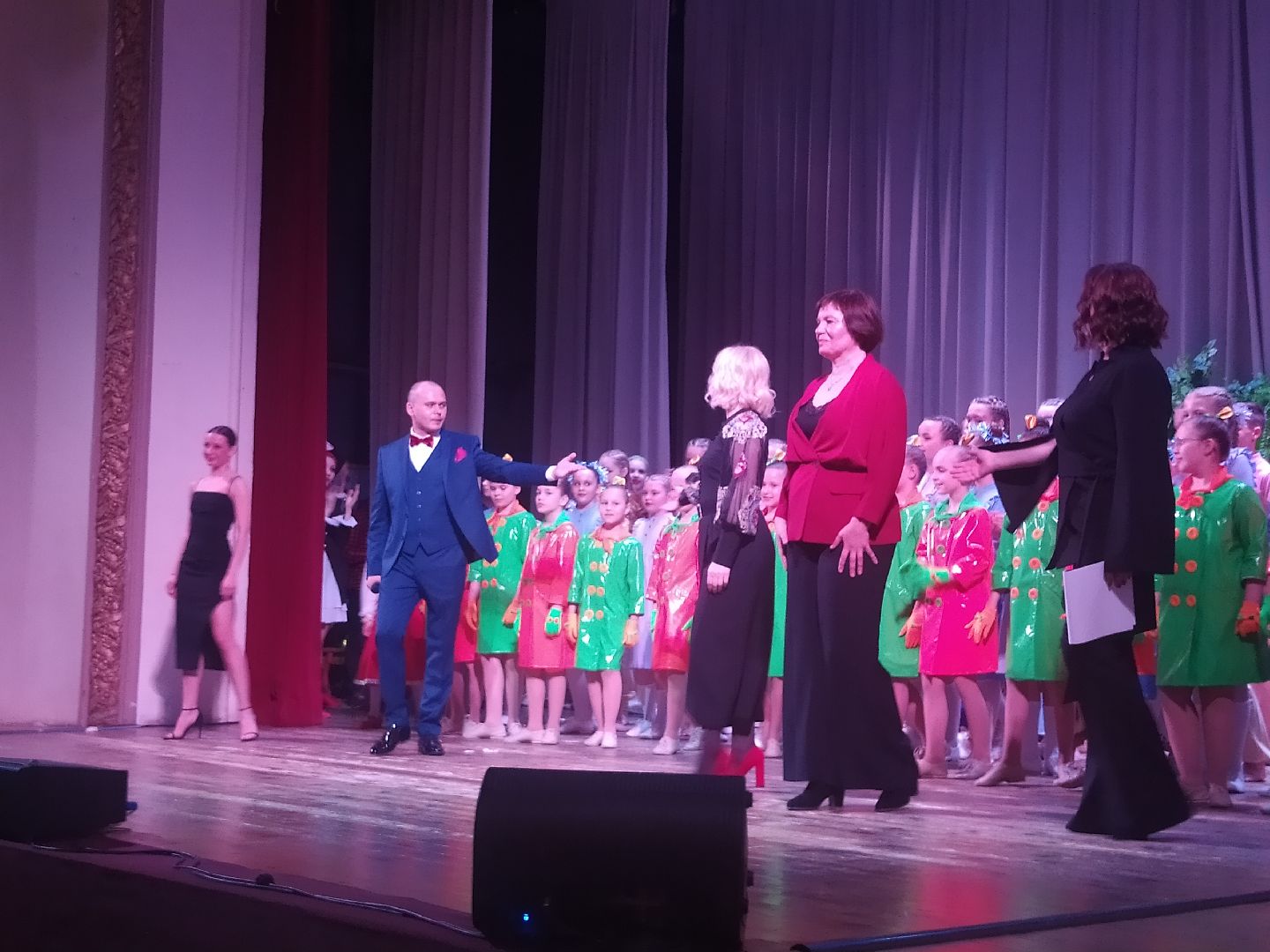 Дедовск, родник, концерт