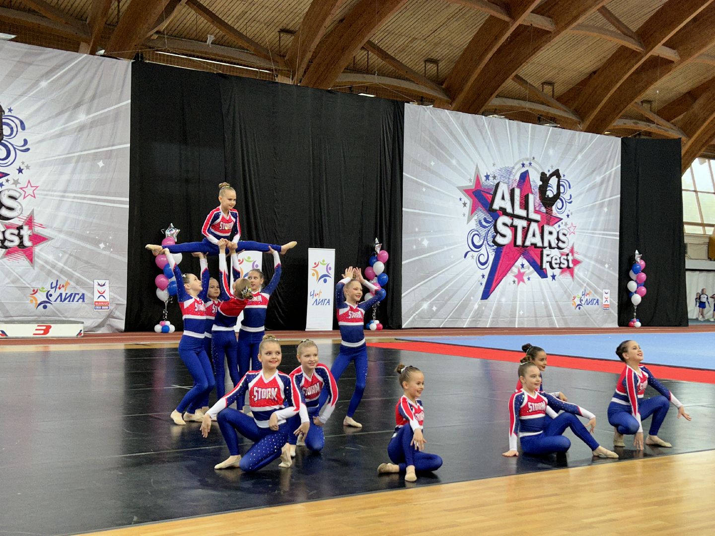 фестиваль, чирлидинг, Щелково, танцы, акробатика