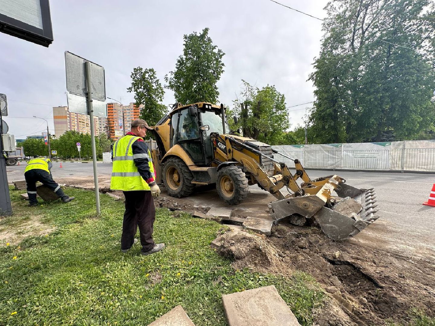 Реутов, ремонт дорог, новый асфальт, бордюр, проезжая часть