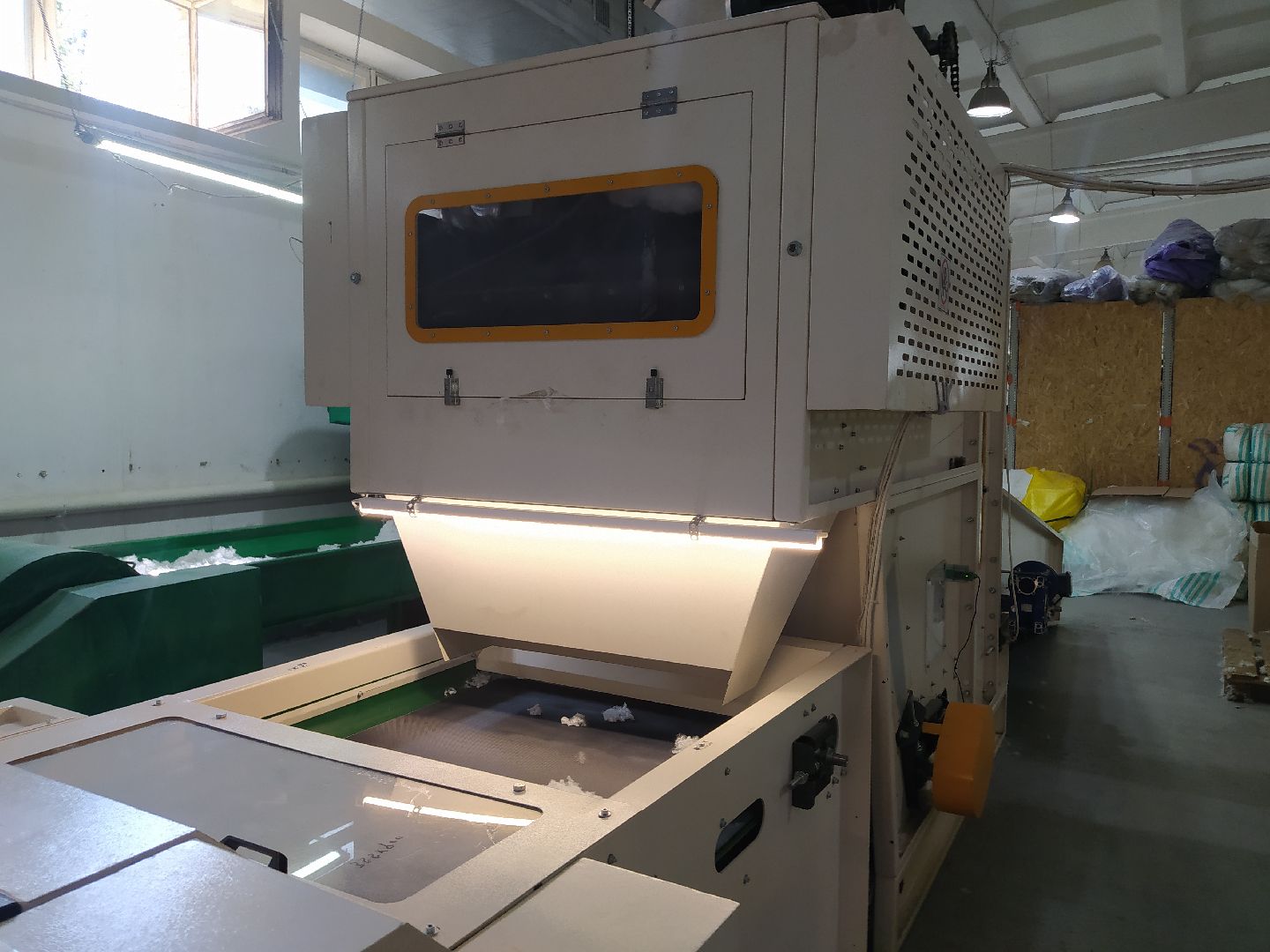 Производство, текстиль, спецмашина, шитьё, выработка, изделия