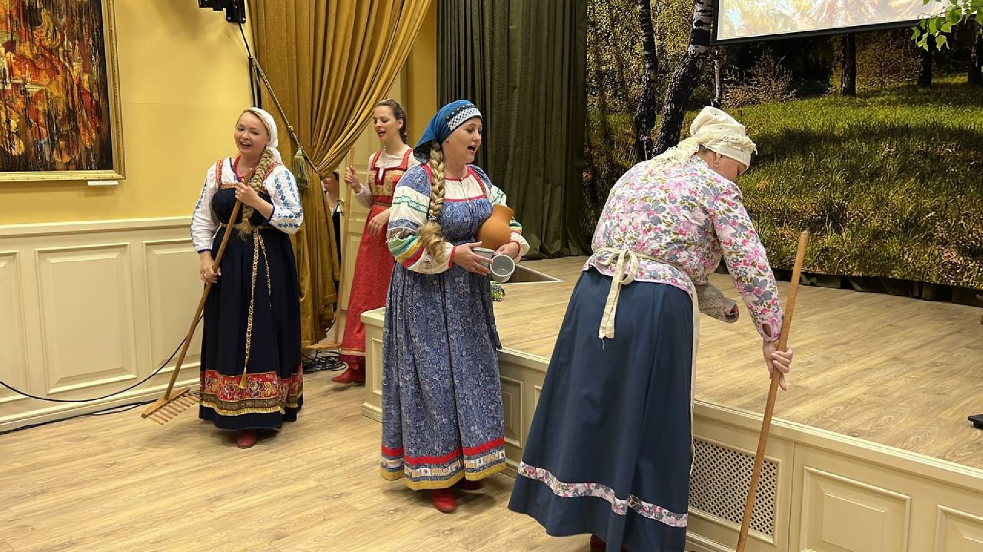 Солнечногорск, музей, лето, ансамбль, путевойдворец