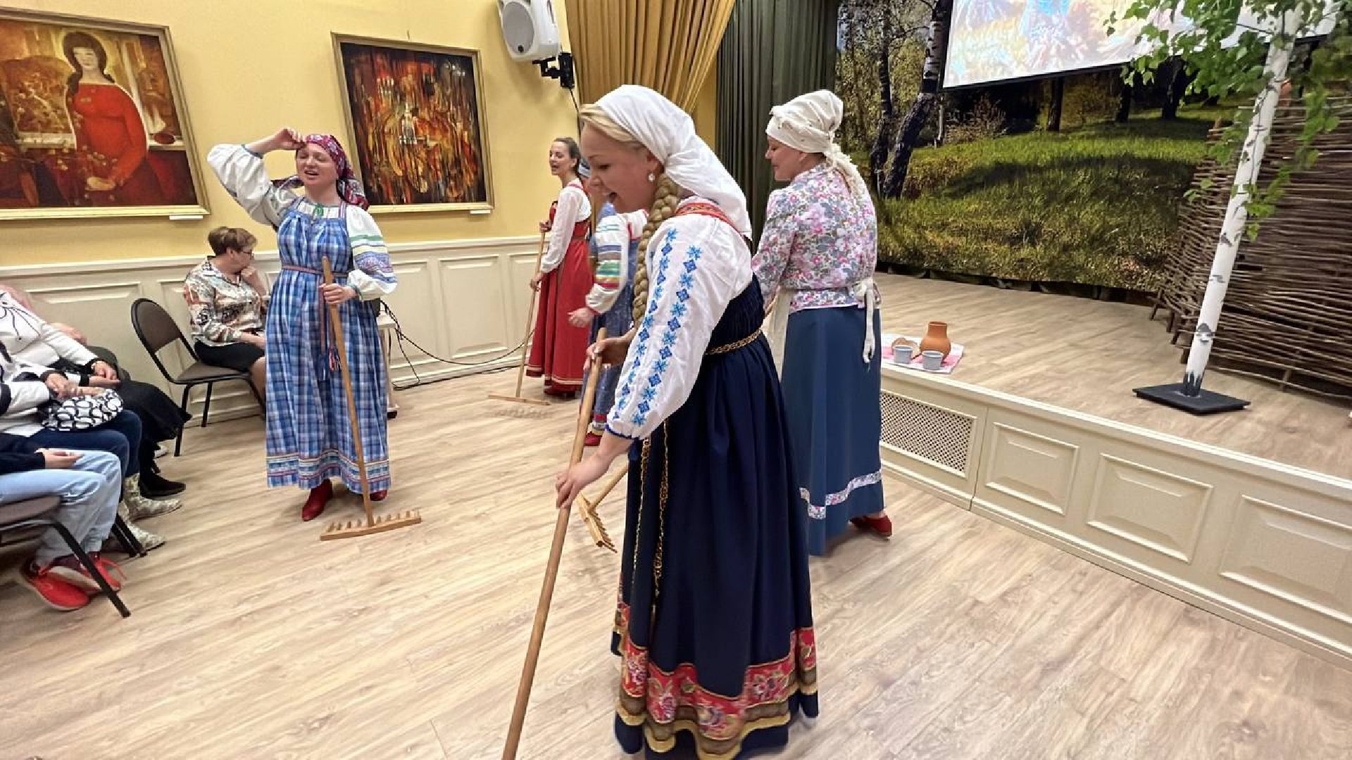 Солнечногорск, музей, лето, ансамбль, путевойдворец