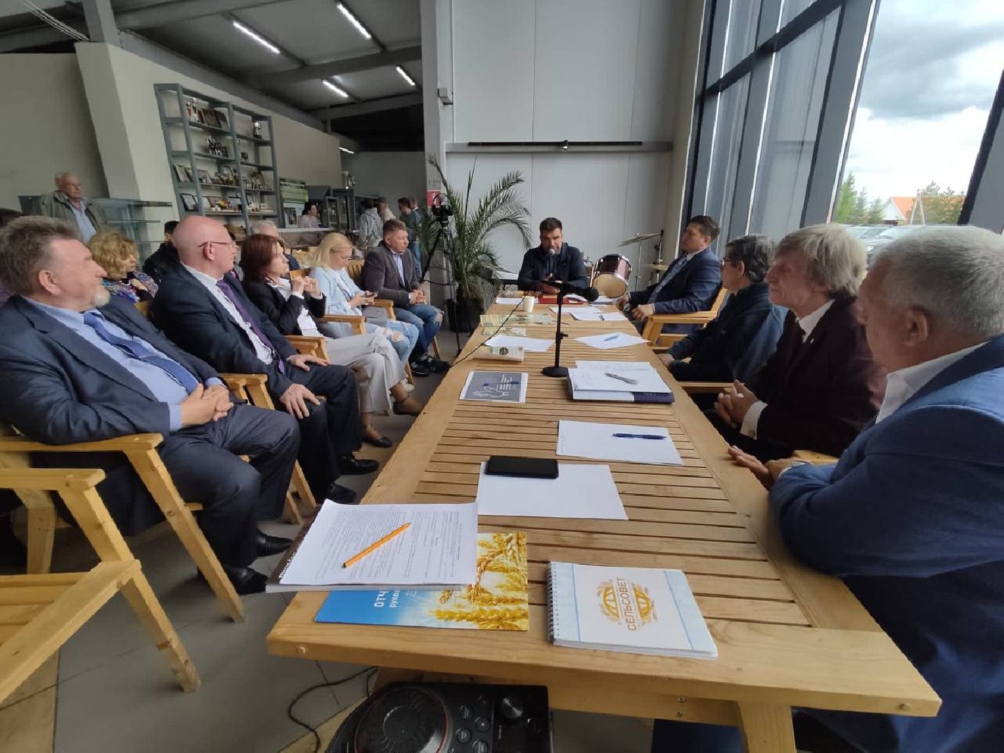 Дмитров, КФХ Свободный труд, Изборский клуб, Минсельхоз МО