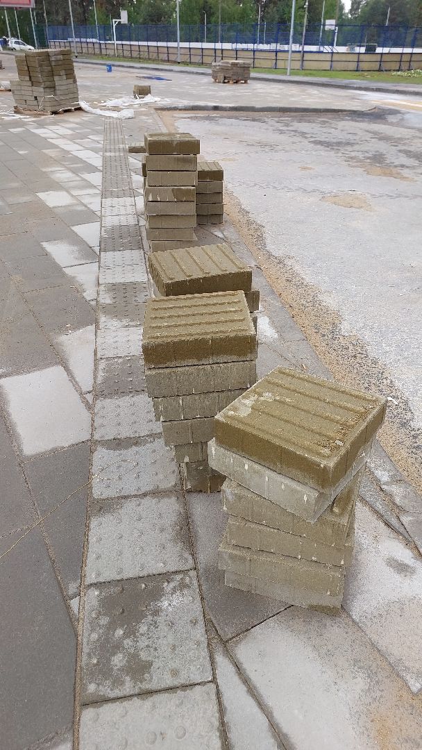 стадион, строительство, стадион спартак, серпухов, люди с ОВЗ, тактильная плитка, доброе дело,