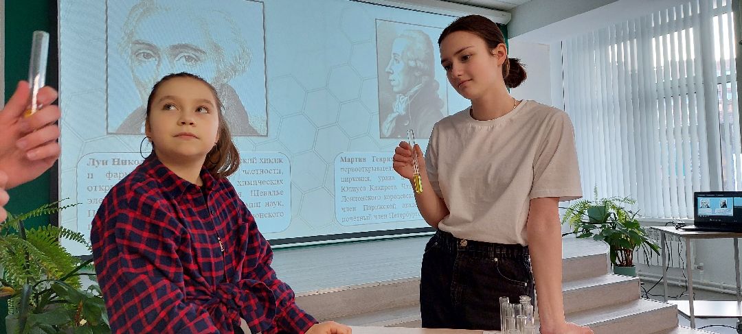 Пущино, образование