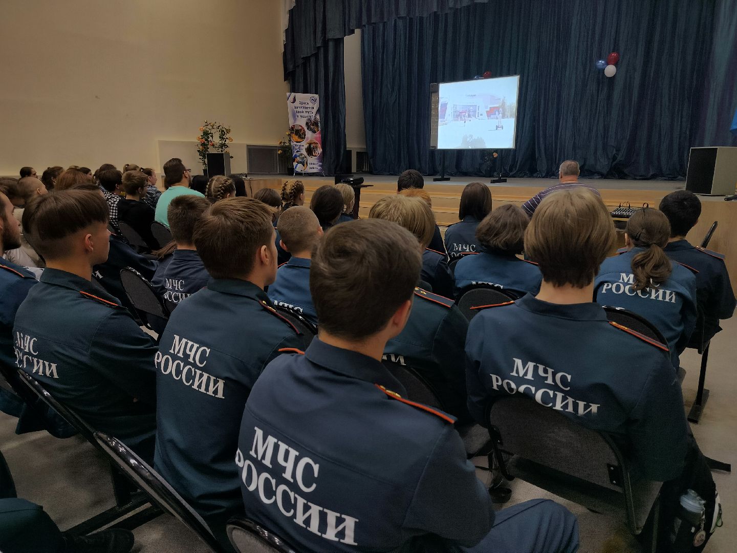 Госавтоинспекция, безопасная мобильность, студенты, социальный раунд, транспорт