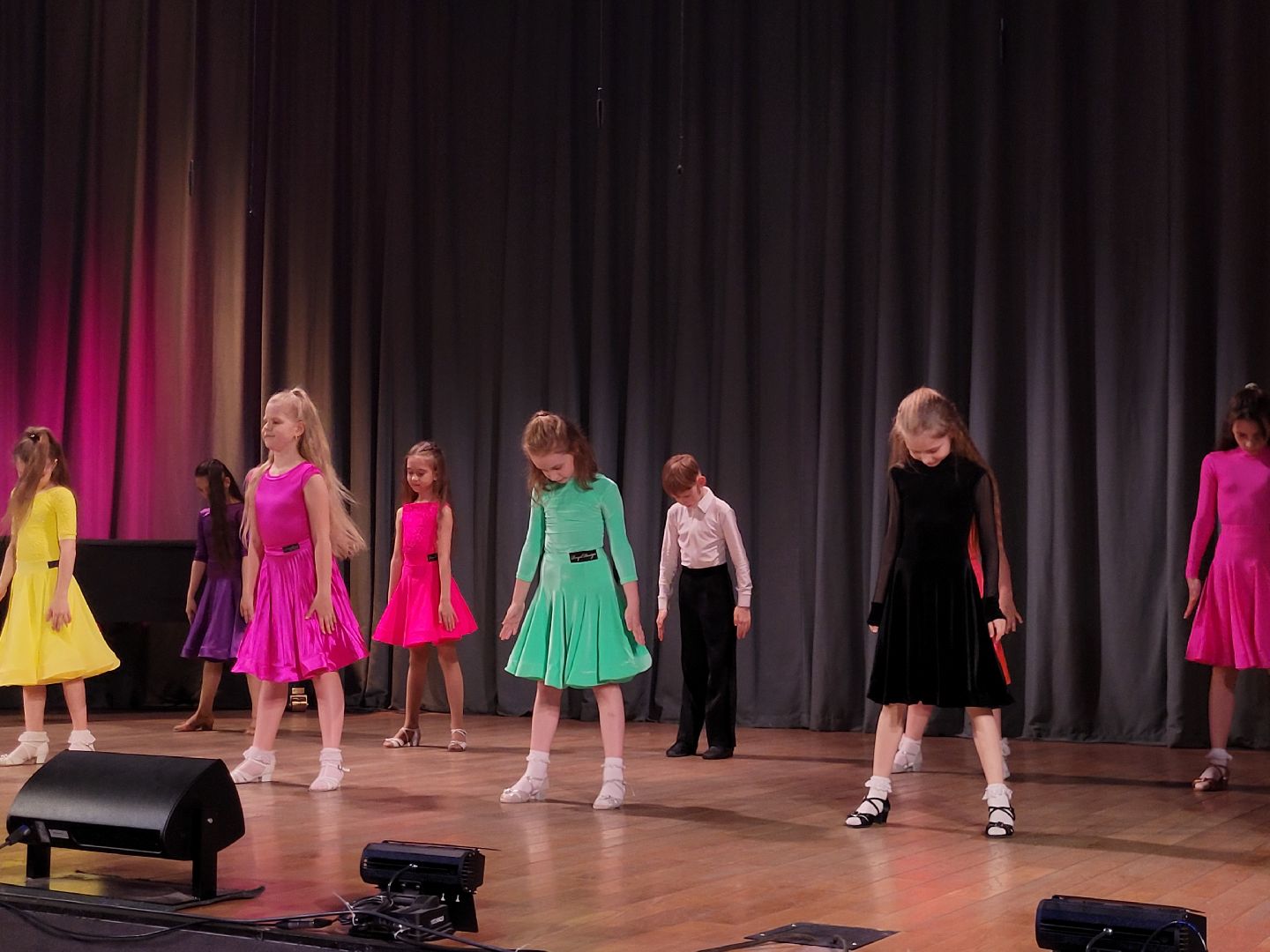 дети; видное; танцы; концерт; дши