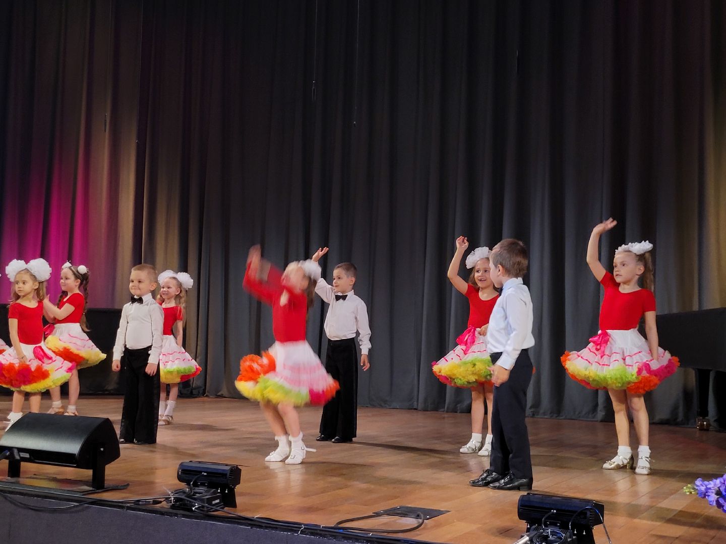 дети; видное; танцы; концерт; дши