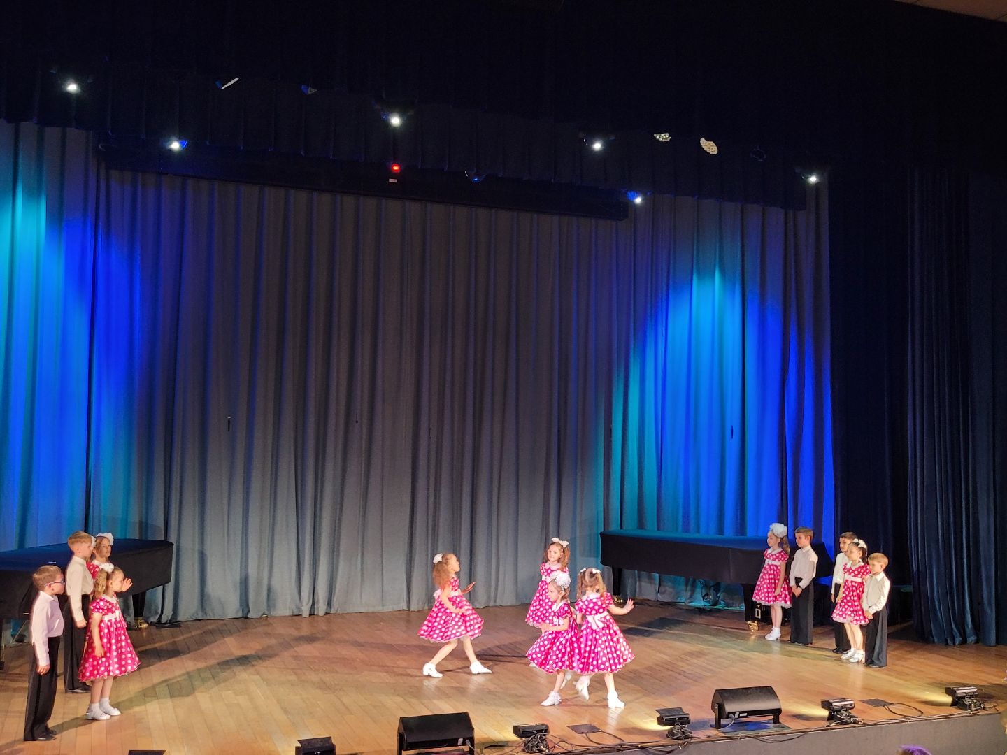 дети; видное; танцы; концерт; дши