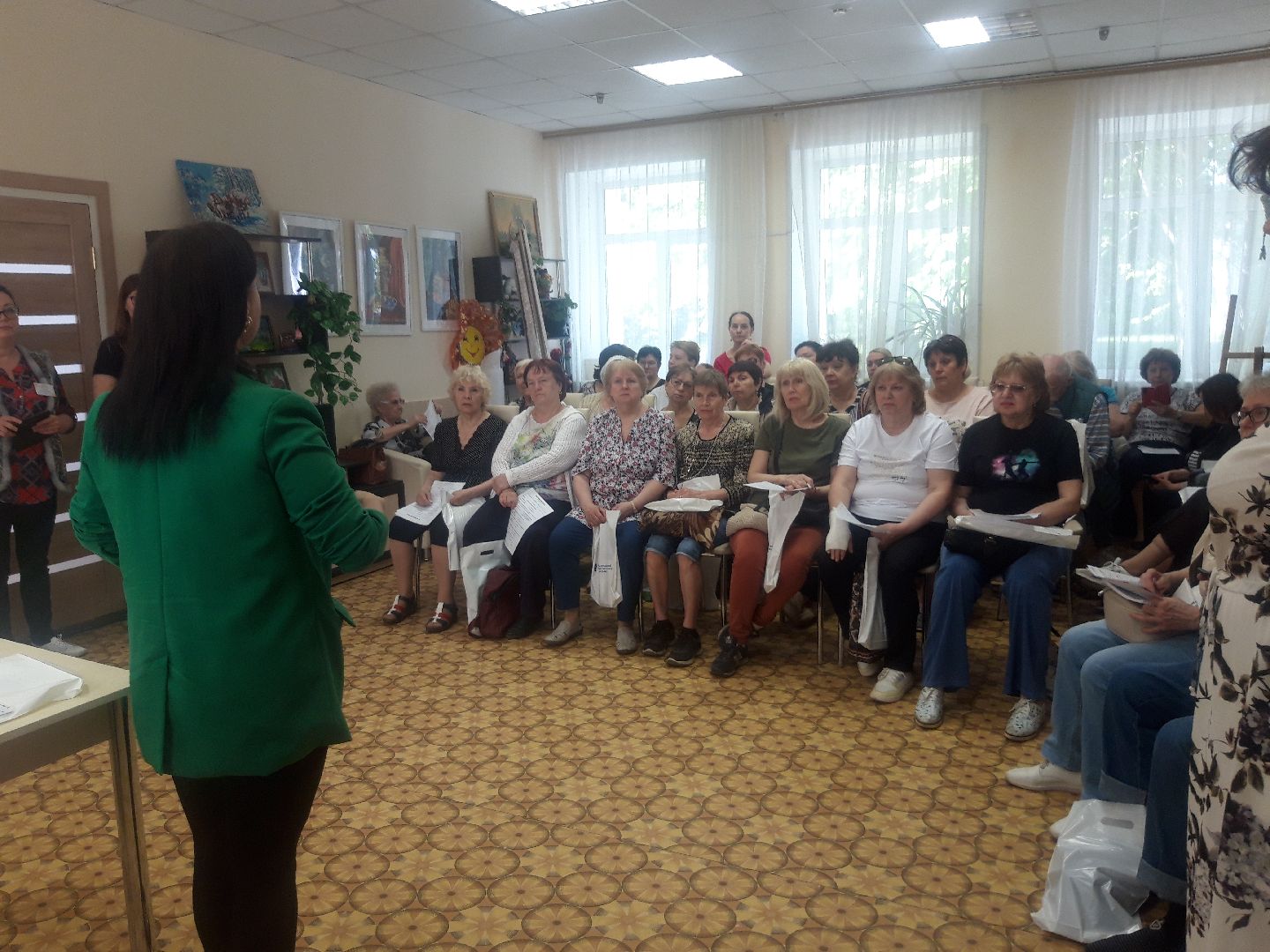 жк, пенсионеры, доброе дело,