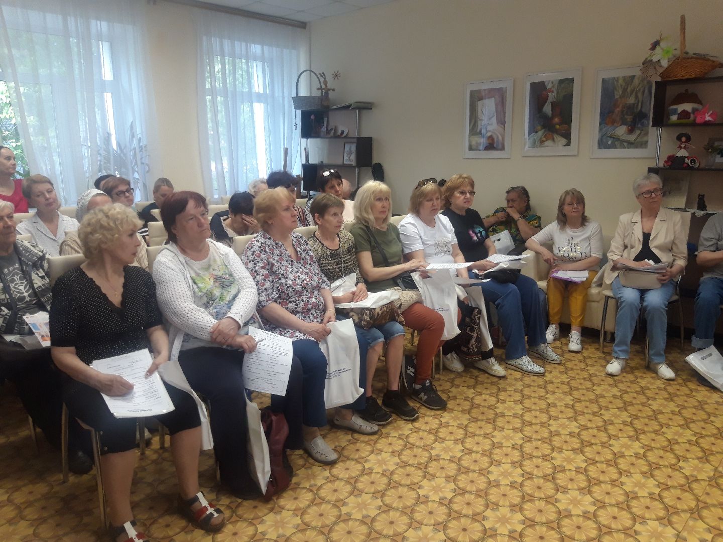 жк, пенсионеры, доброе дело,