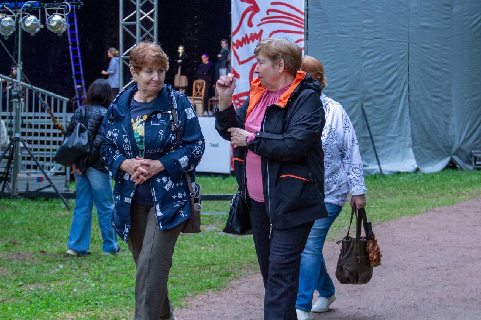 Подольск, глухие, спектакль