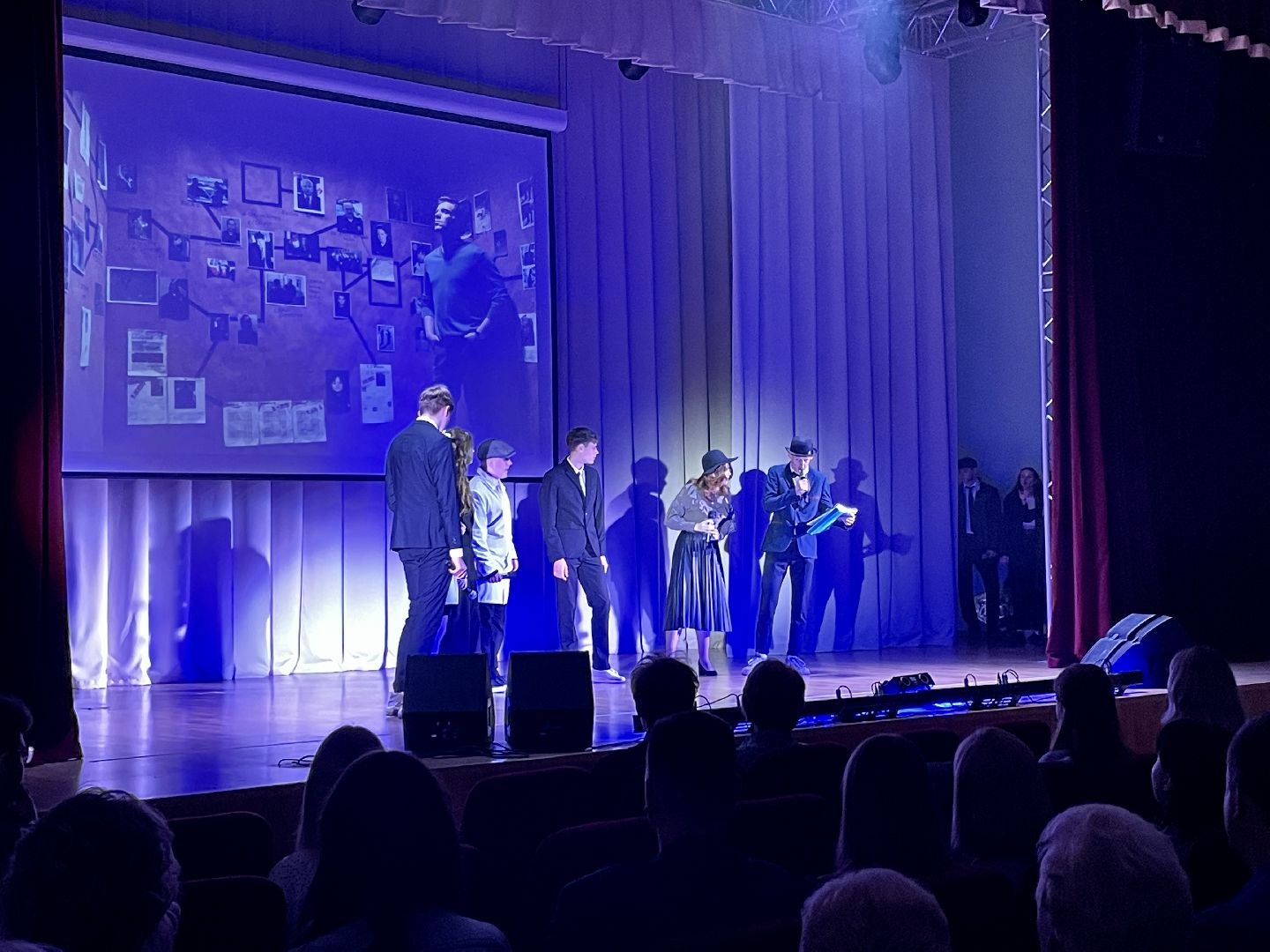 Клин, образование, послений звонок, молодежь