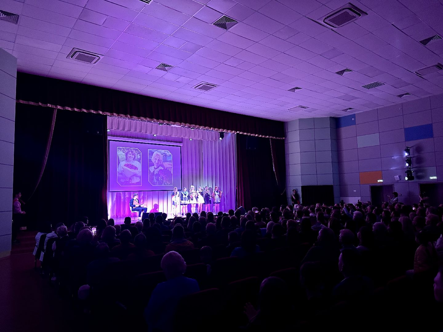 Клин, образование, послений звонок, молодежь