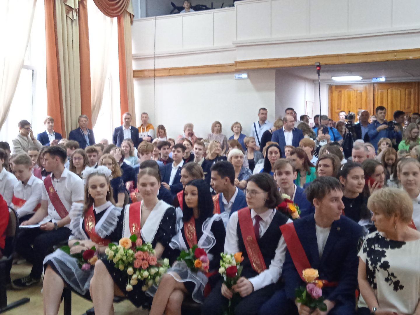 последний, звонок, гимназия, депутат, глава, города