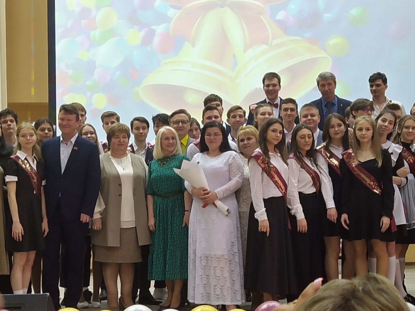 Долгопрудный, последний звонок, выпускник, школа, медали, ЕГЭ