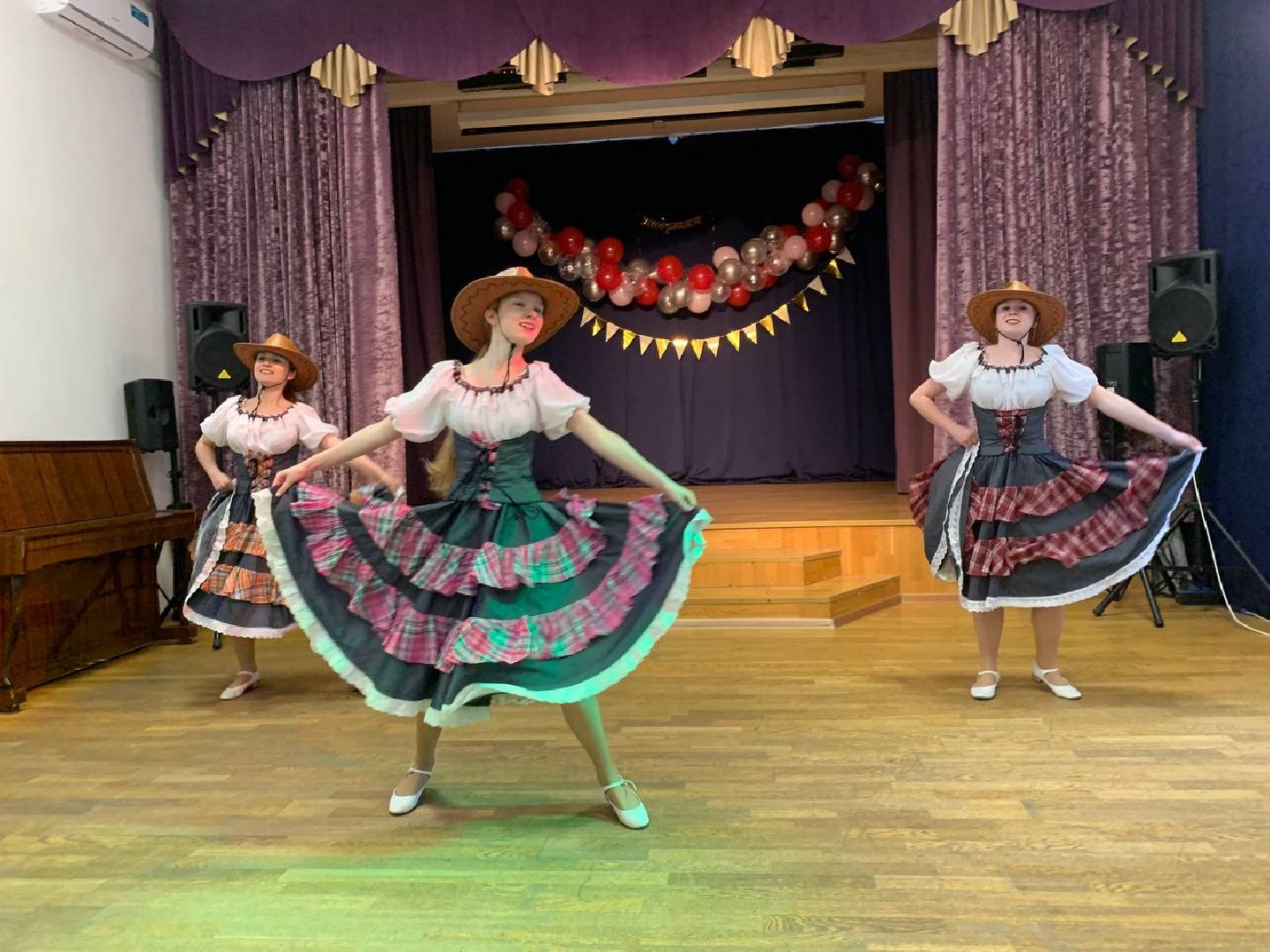 Звенигород, Дом детского творчества, дополнительное образование, кружки, секции, творческое объединение