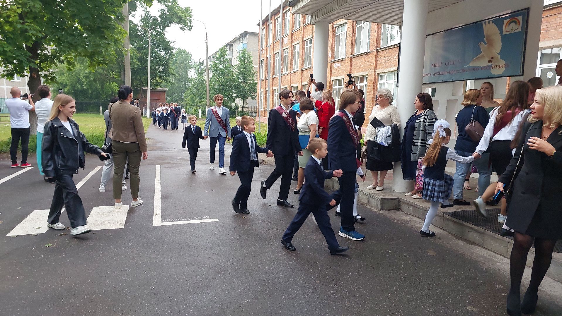 последний звонок, школа, серпухов, выпускники, образование,