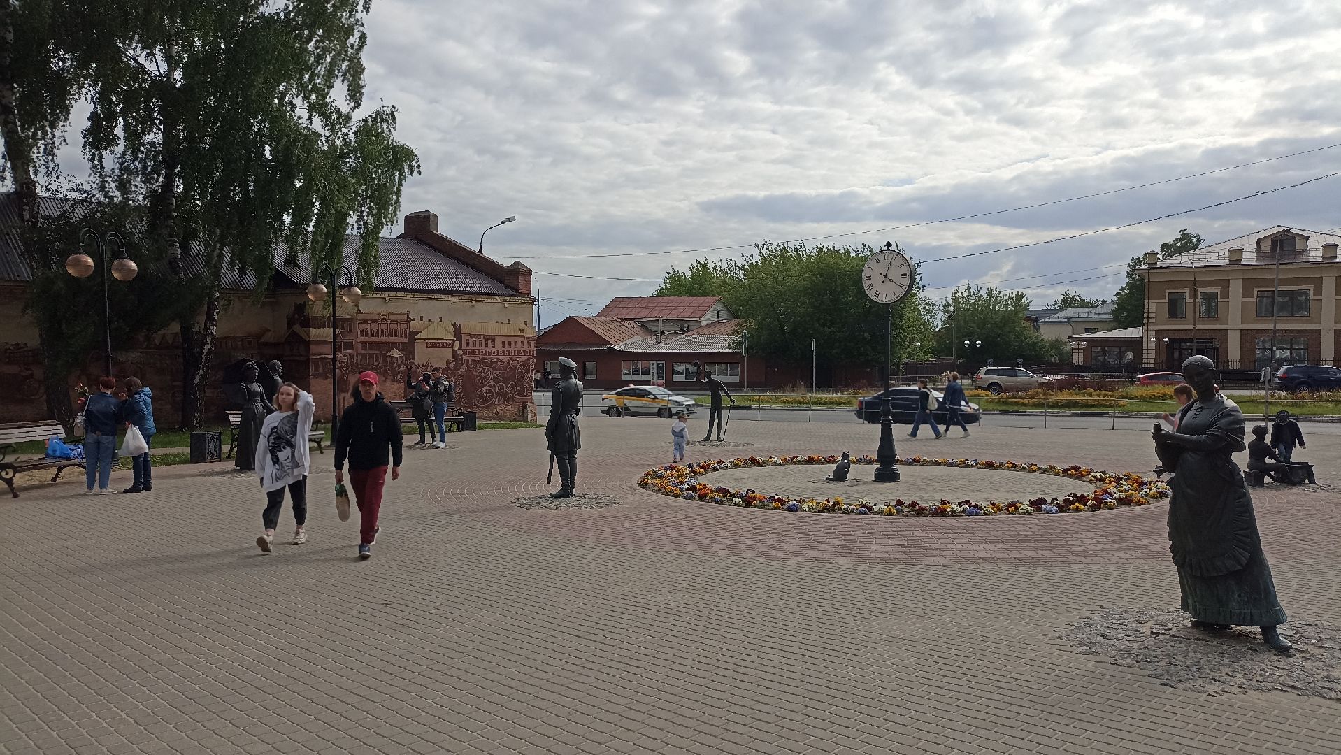 Серпухов, Подмосковье, туризм, скульптуры, история