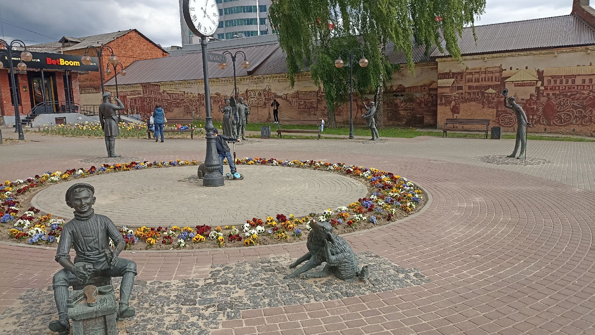 Серпухов, Подмосковье, туризм, скульптуры, история