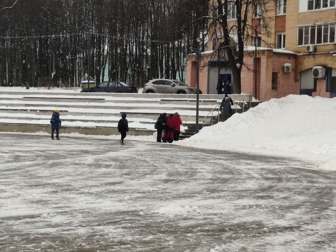 Красноармейск, коммунальная служба, Городское хозяйство, уборка снега, дорожная техника