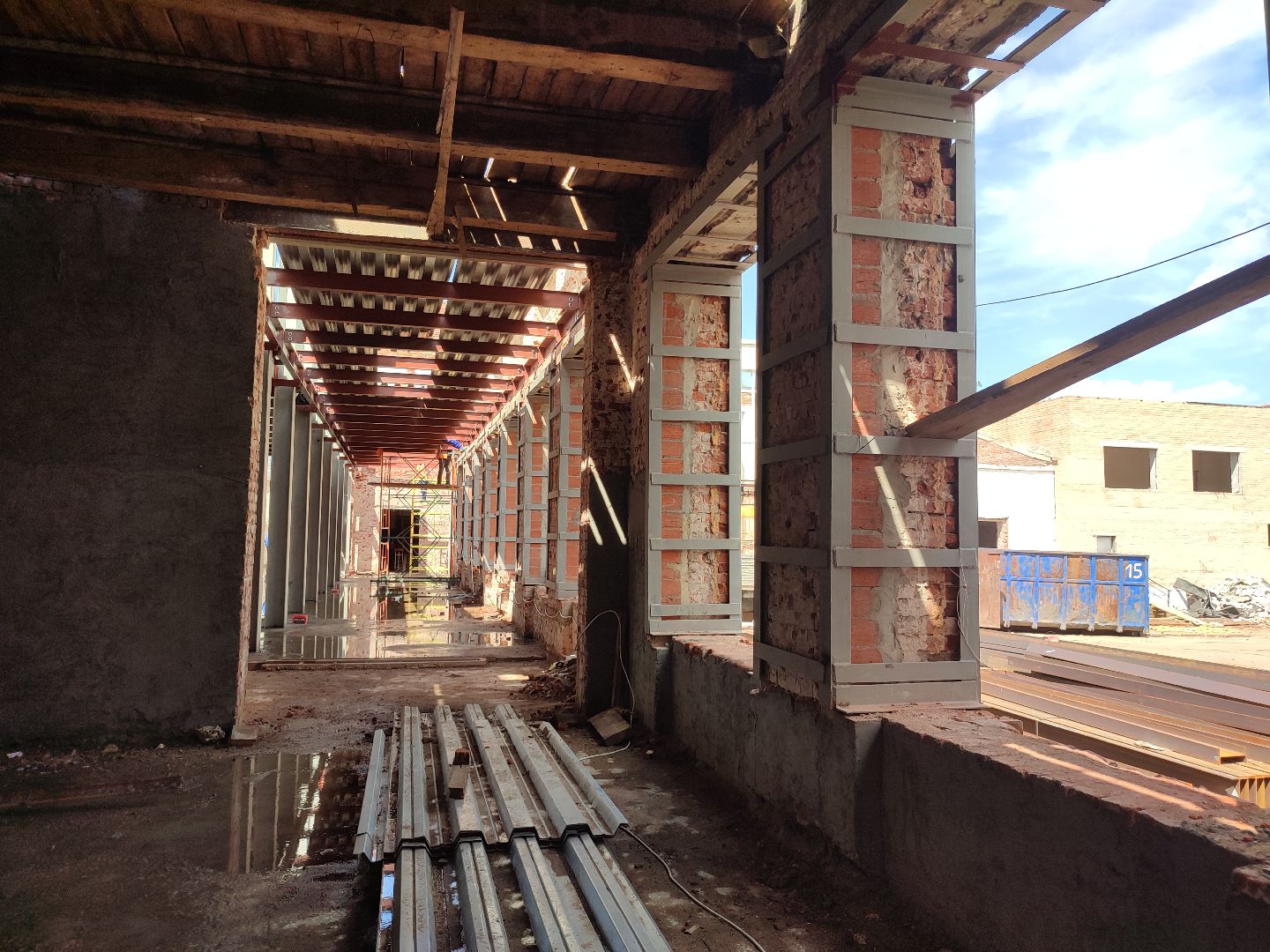 Строительство