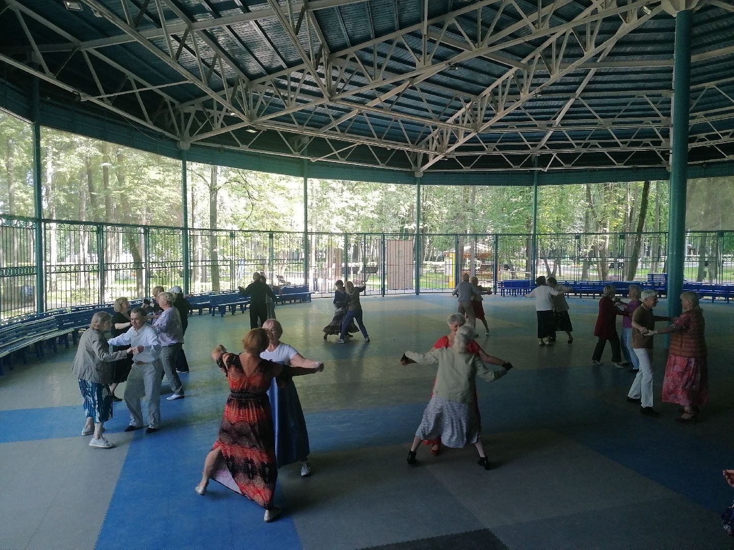 короле