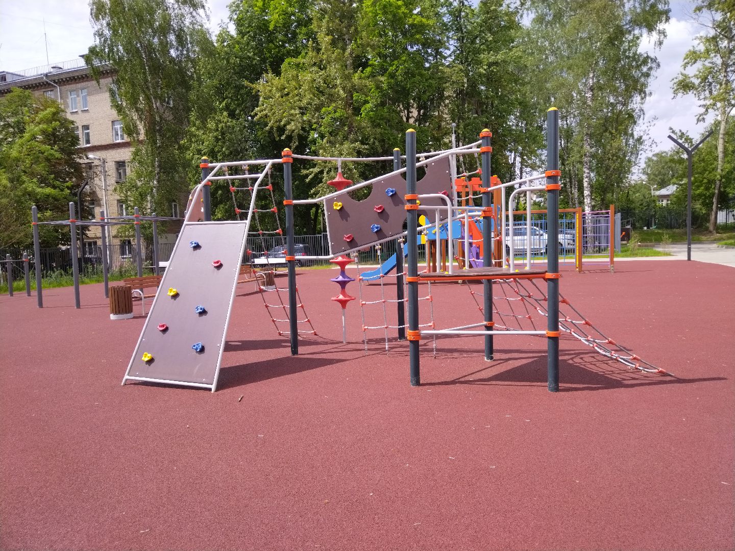 Строительство