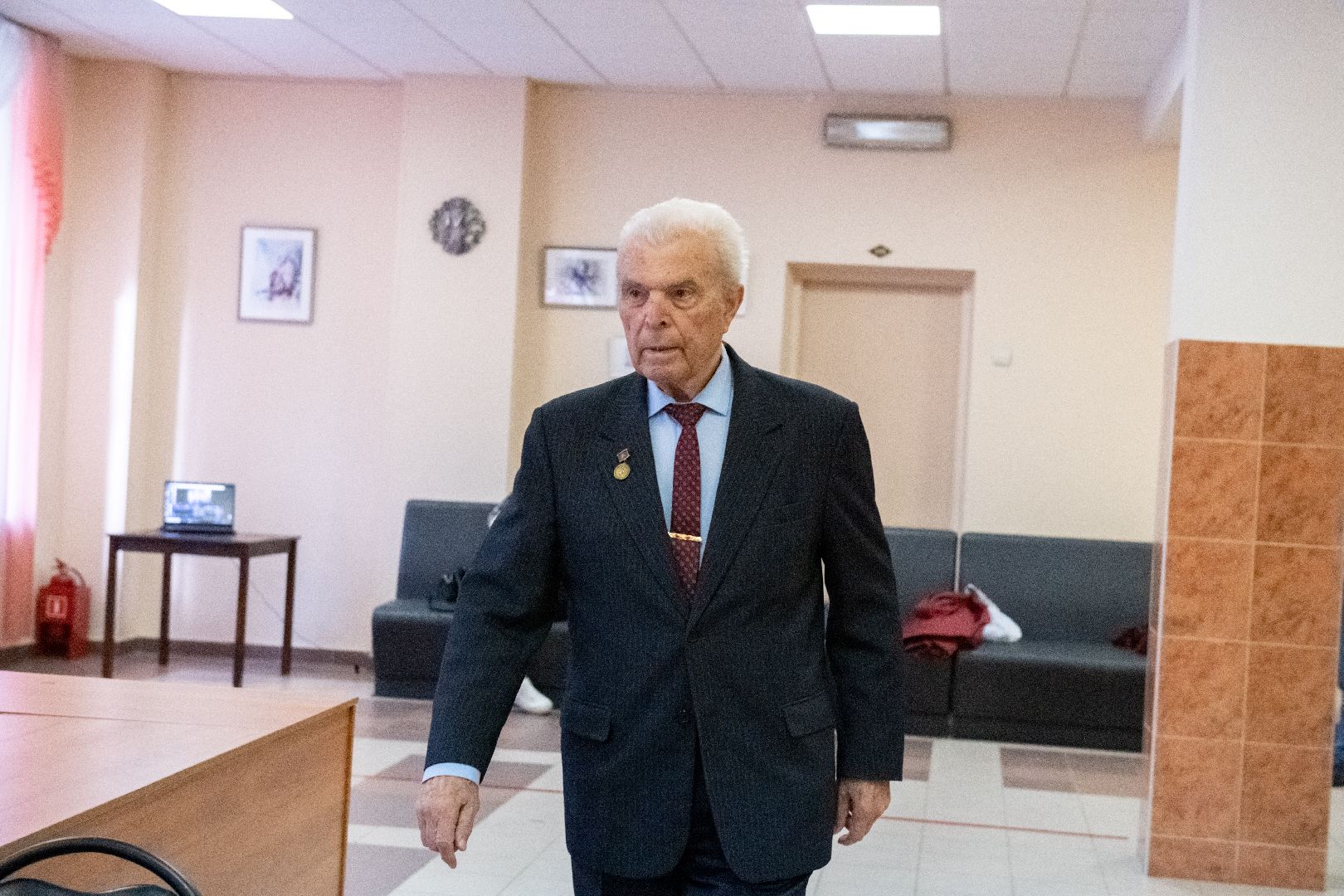 общество