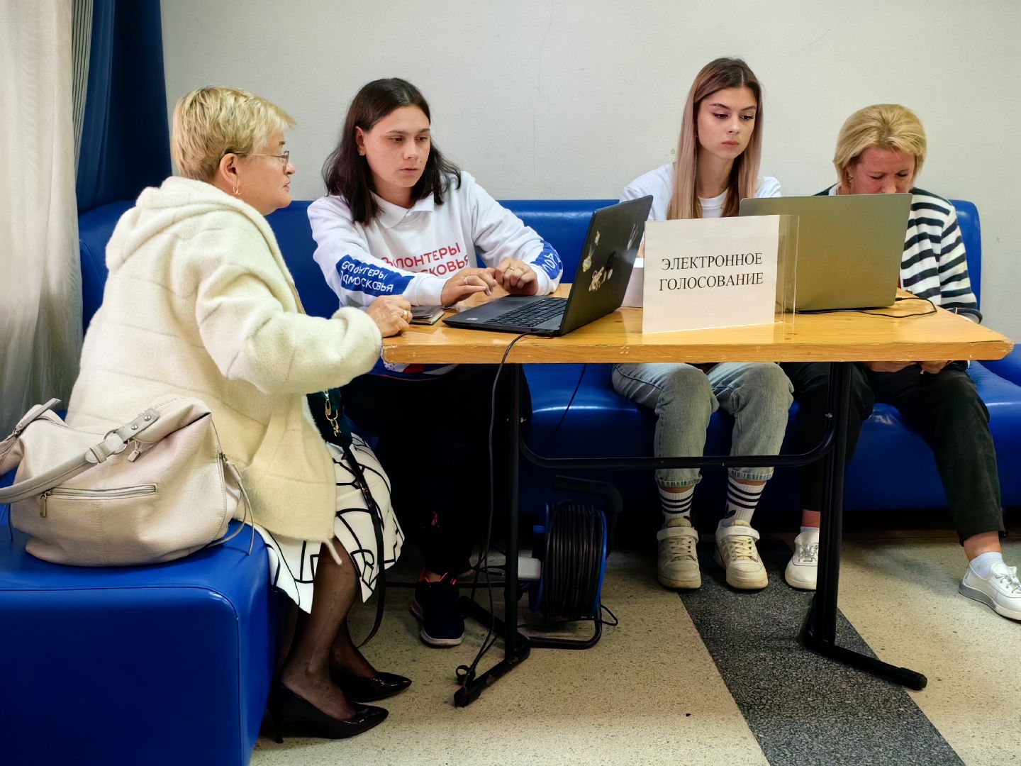 Волонтёры