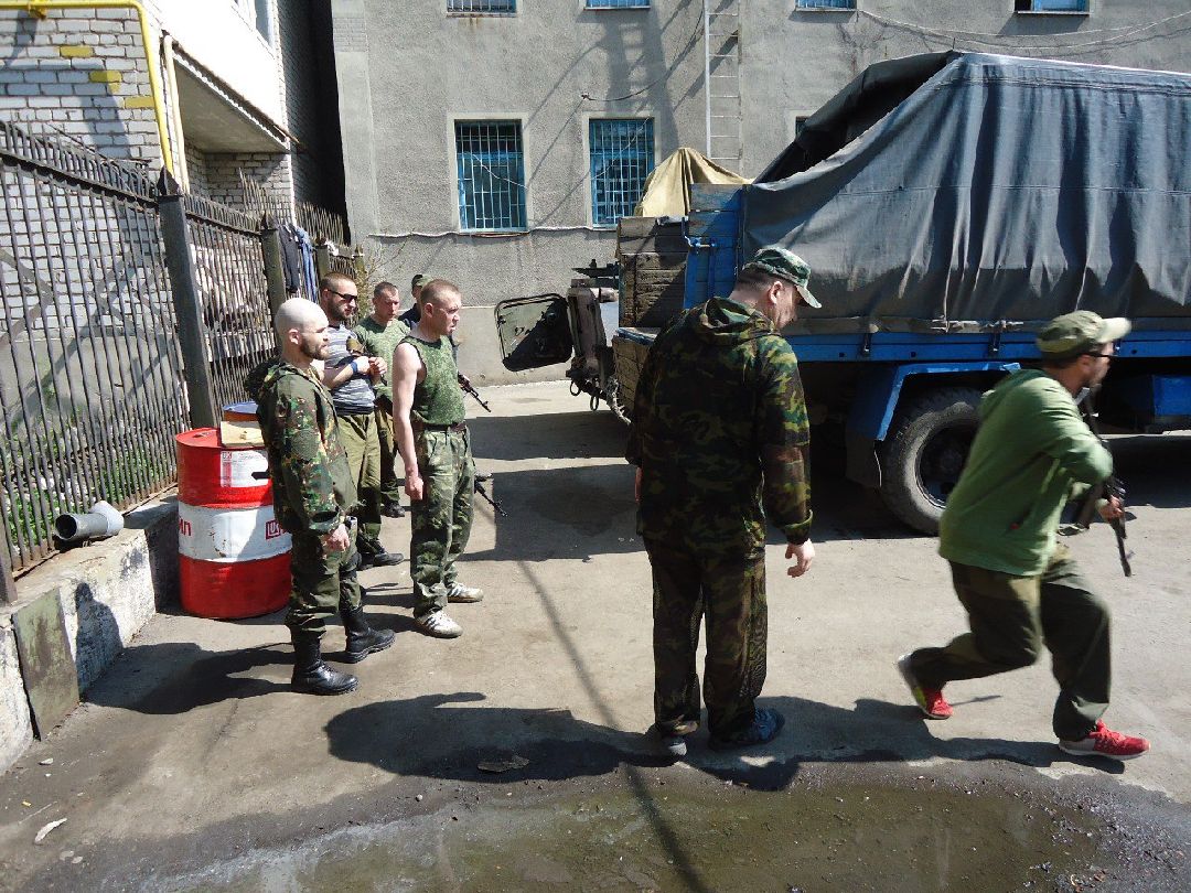 волонтёры