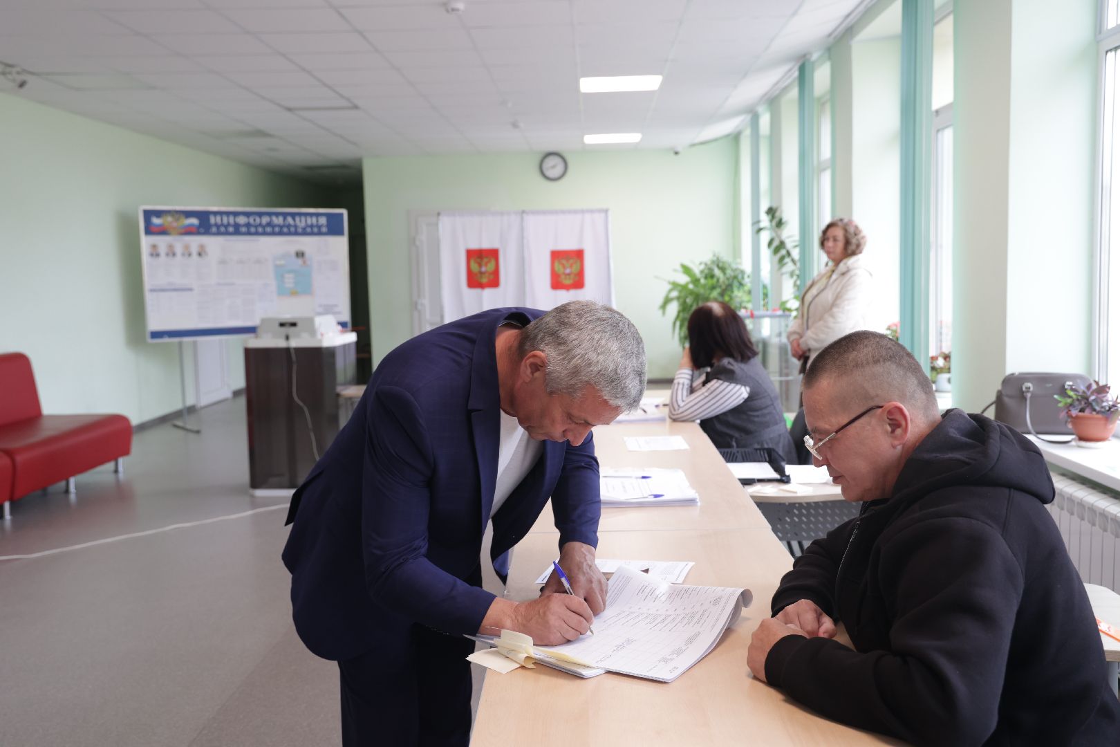 губернатора