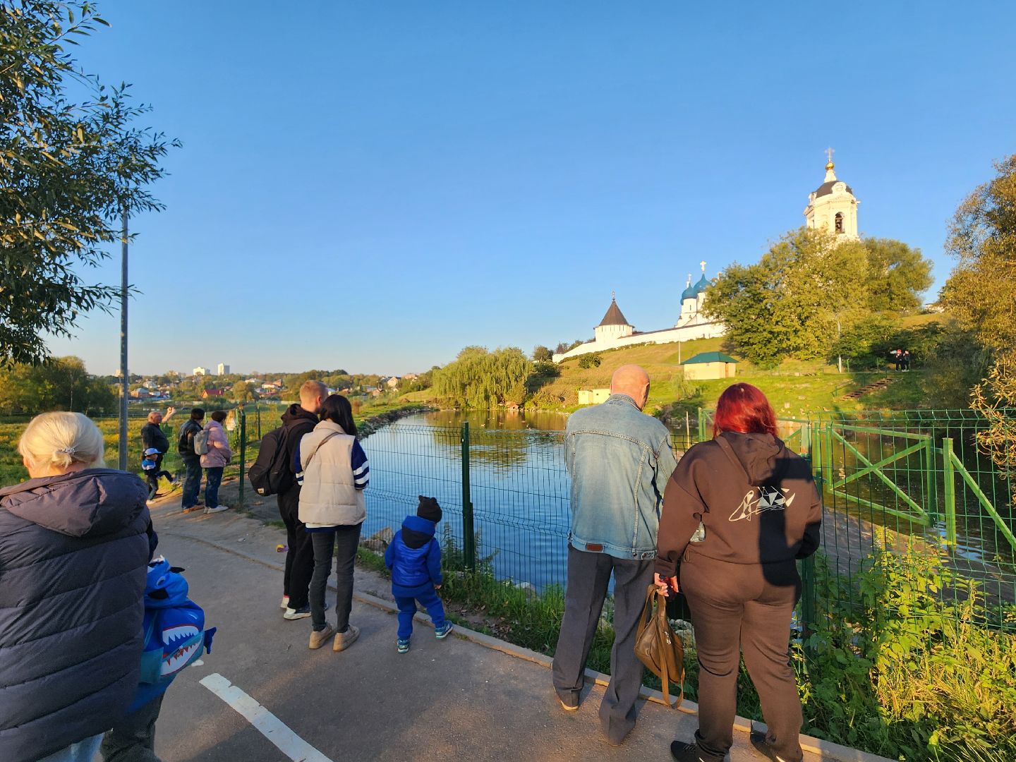 Река