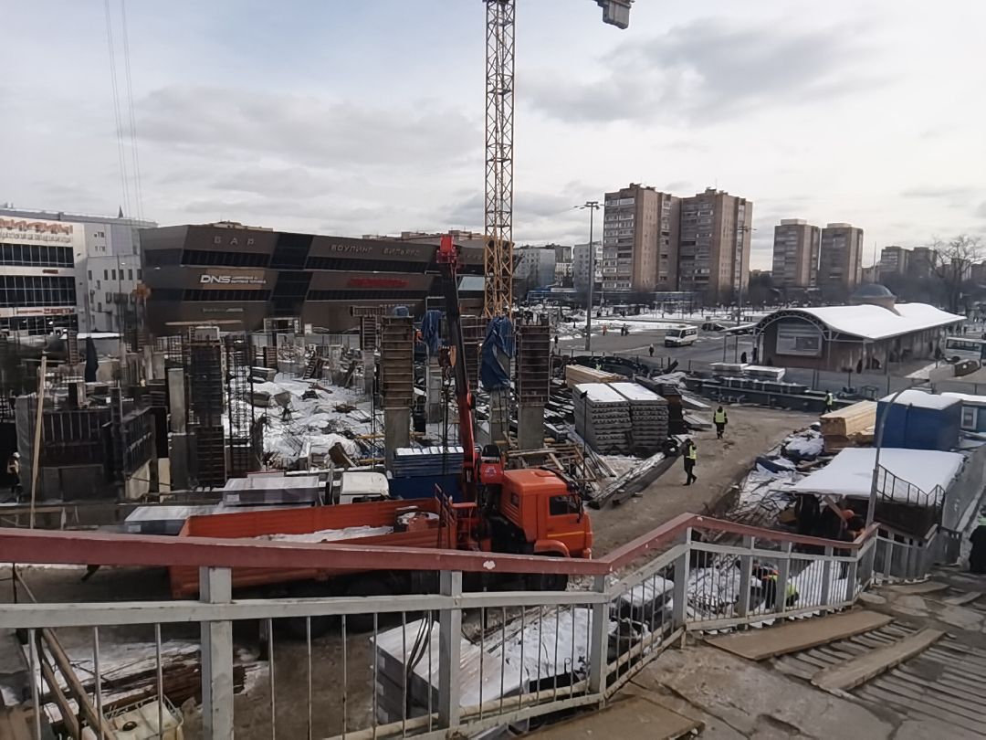 Строитель