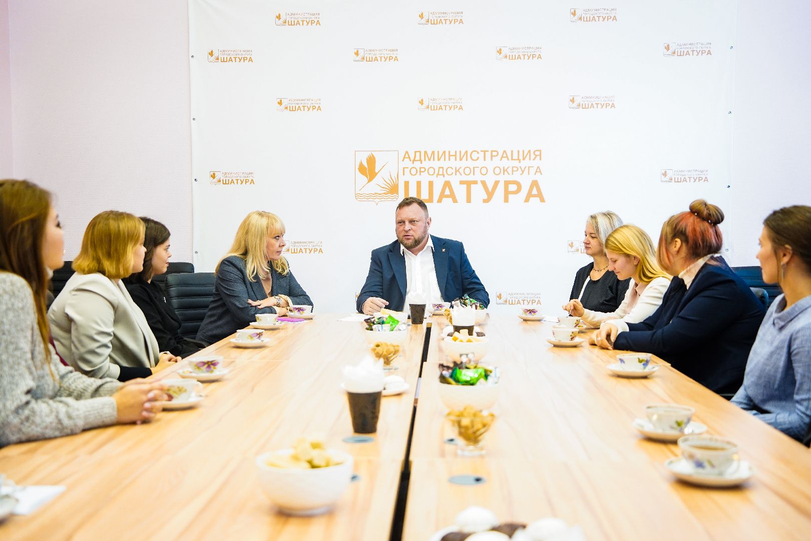 Специалисты