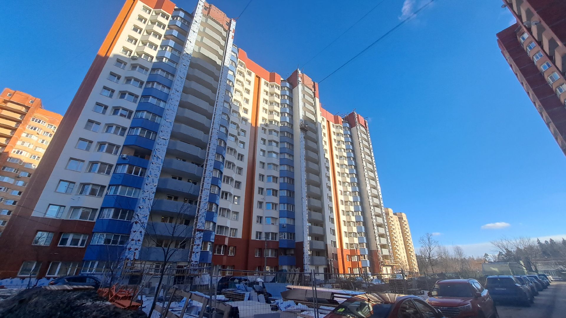 Строитель