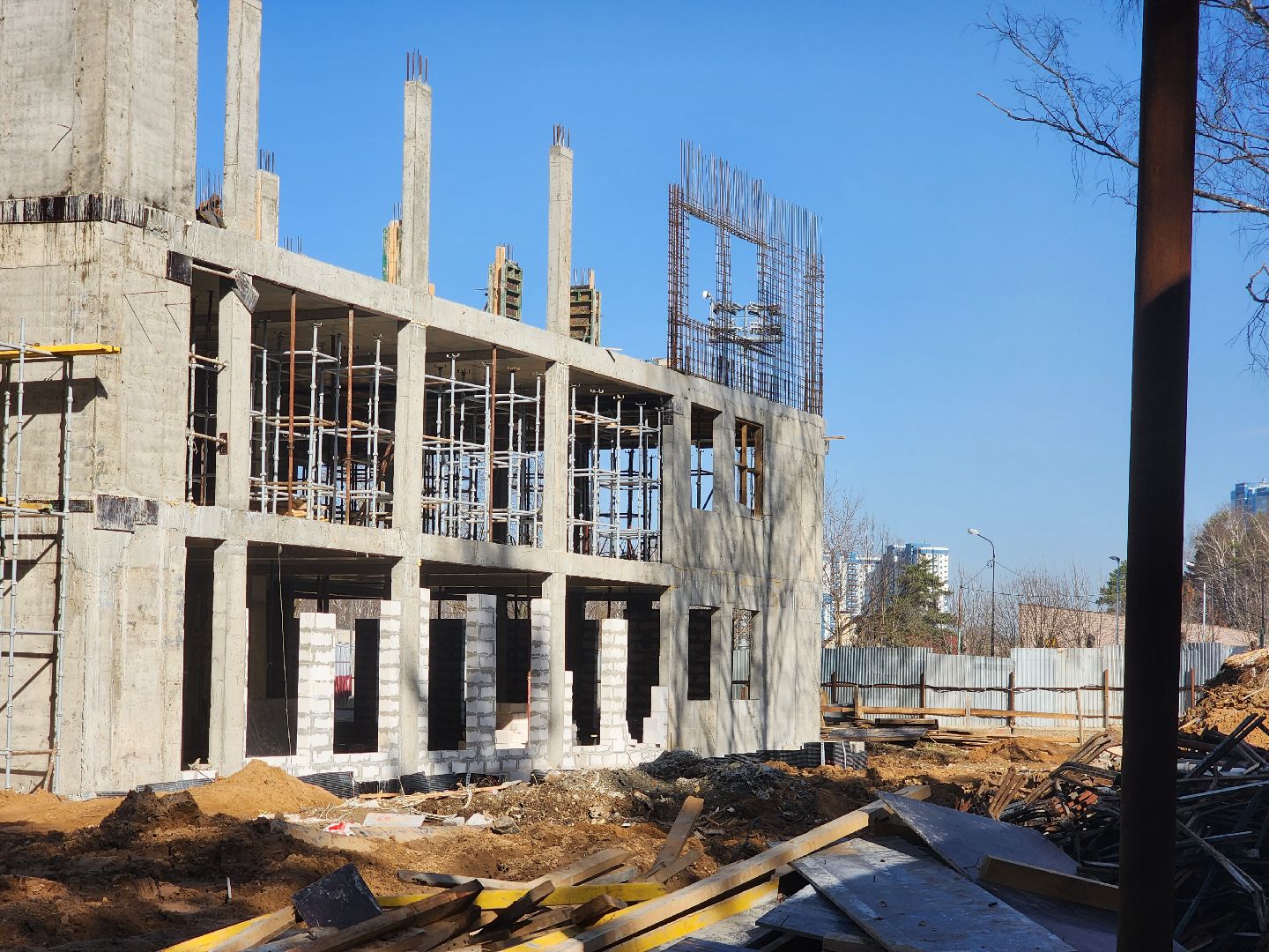 Строительство