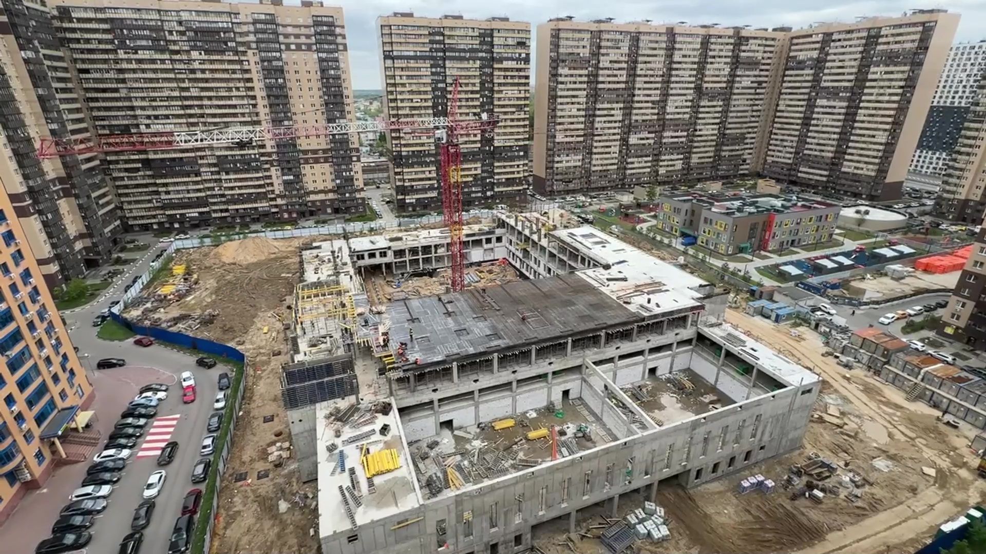 строитель