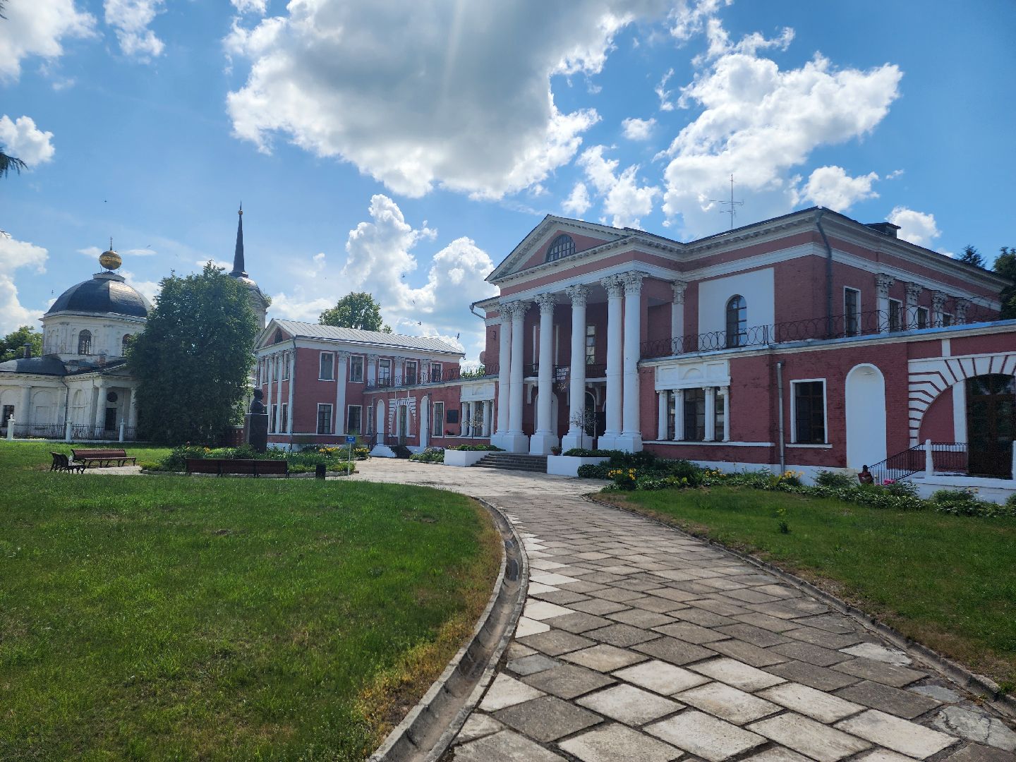 пол