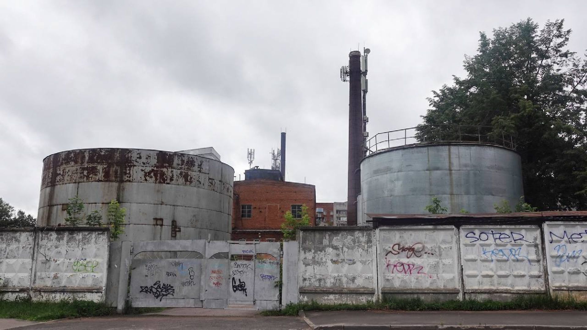 АД