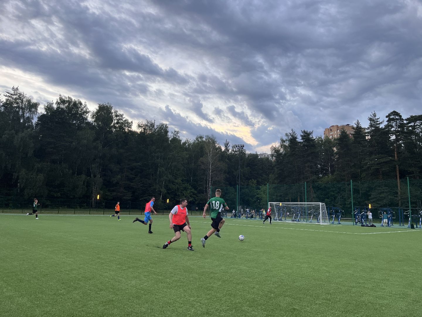 чемпионат по футболу